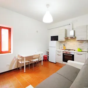  Appartamento Attico Casa Via Rocca Sole